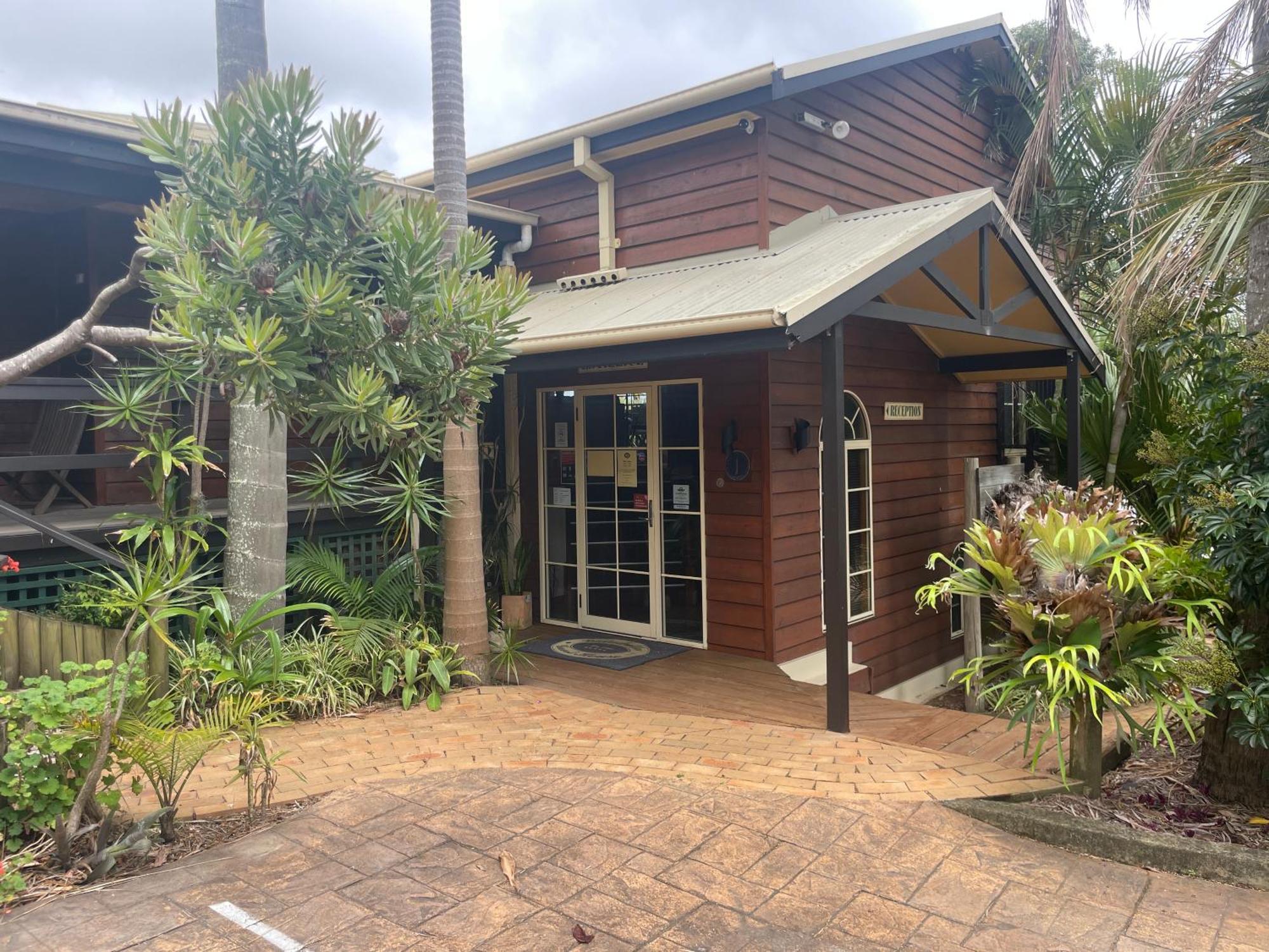 Oasis Inn Ulladulla - Welcoming Guests 18 Years And Older Zewnętrze zdjęcie
