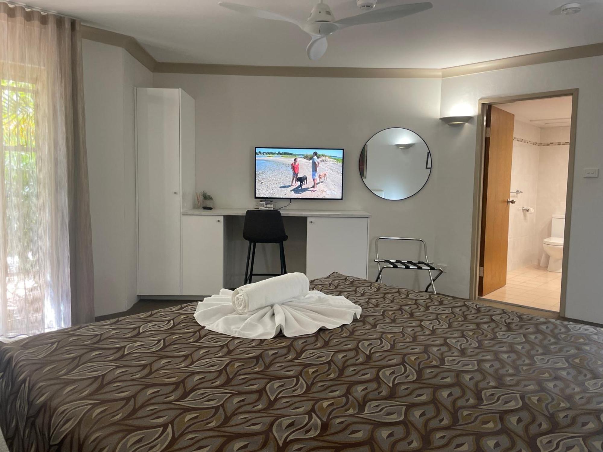 Oasis Inn Ulladulla - Welcoming Guests 18 Years And Older Zewnętrze zdjęcie