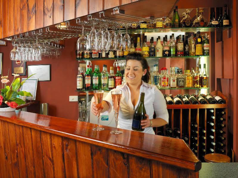 Oasis Inn Ulladulla - Welcoming Guests 18 Years And Older Zewnętrze zdjęcie